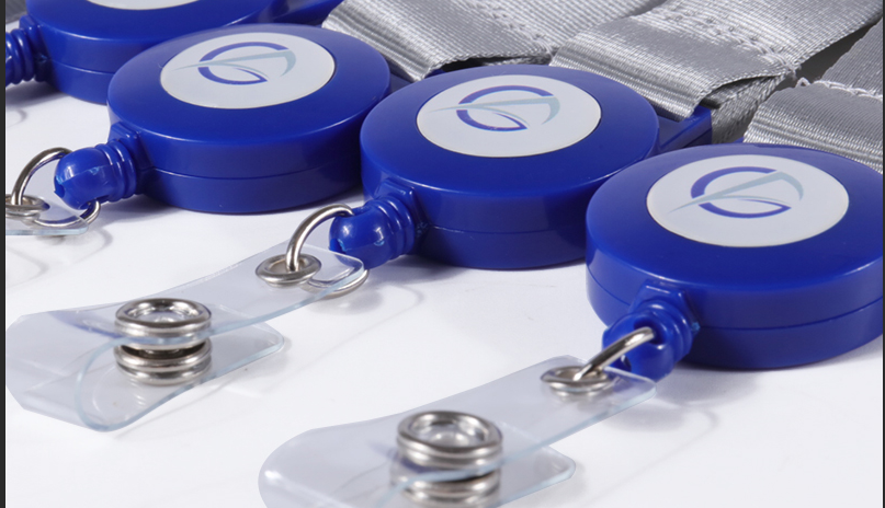 Retractable badge reels