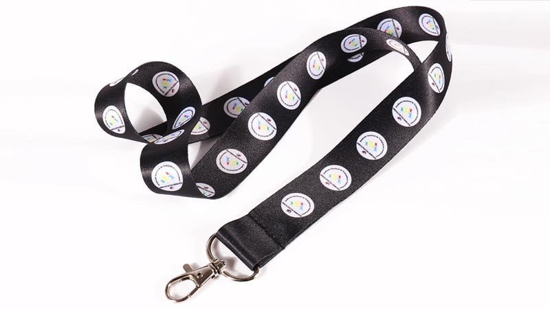 leek minimalist lanyard in two neutral tones with subtle logo print and matching metal clip