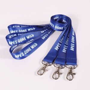 Custom logo polyester lanyard for ID badges and keys, heat transfer printing in multiple colors, MOQ 100pcs