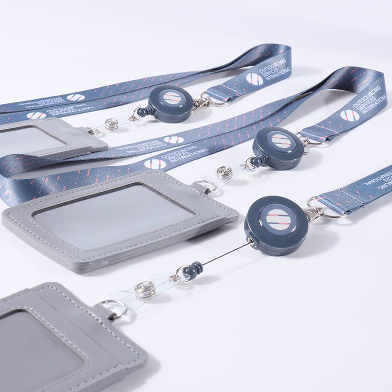 Retractable Badge Holder Set