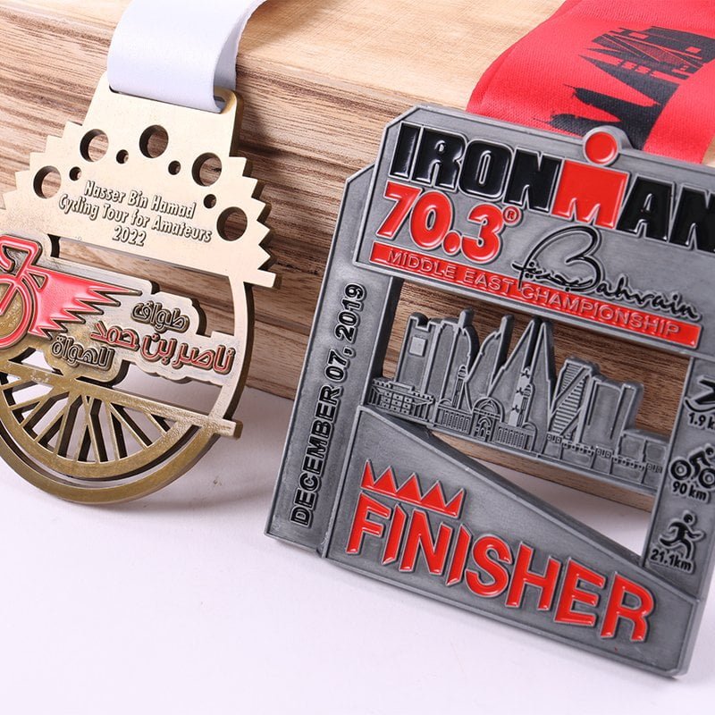 Custom Medal Ribbon Lanyards & Medals