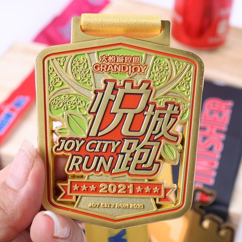 Custom medals and polyester ribbon lanyards set with event name and year branding