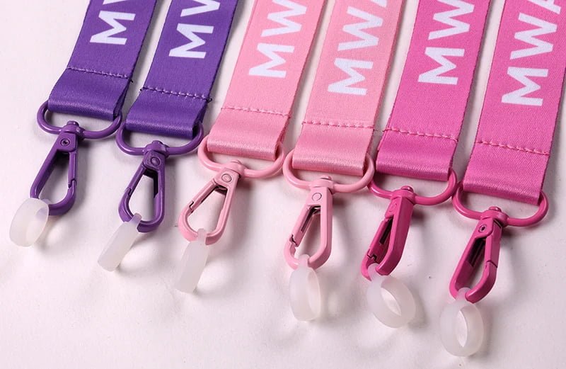 custom lanyard metal hooks rings and hardware in different colors and finishes