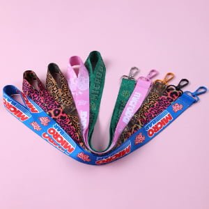custom fashion short lanyards with colorful straps and matching hardware