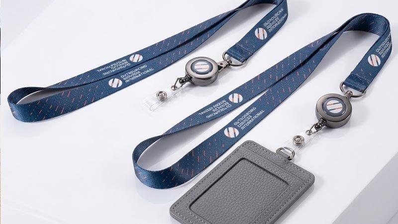 custom woven lanyards with clear logo printing for stronger brand perception