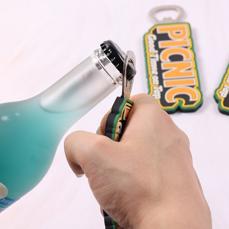 ilicone handle bottle opener used for opening glass bottle
