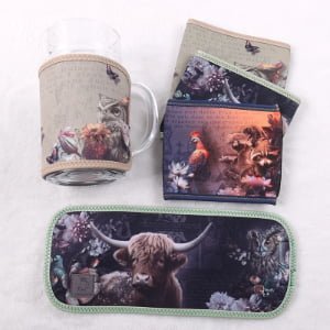 large beer glass mug holder with neoprene insulation