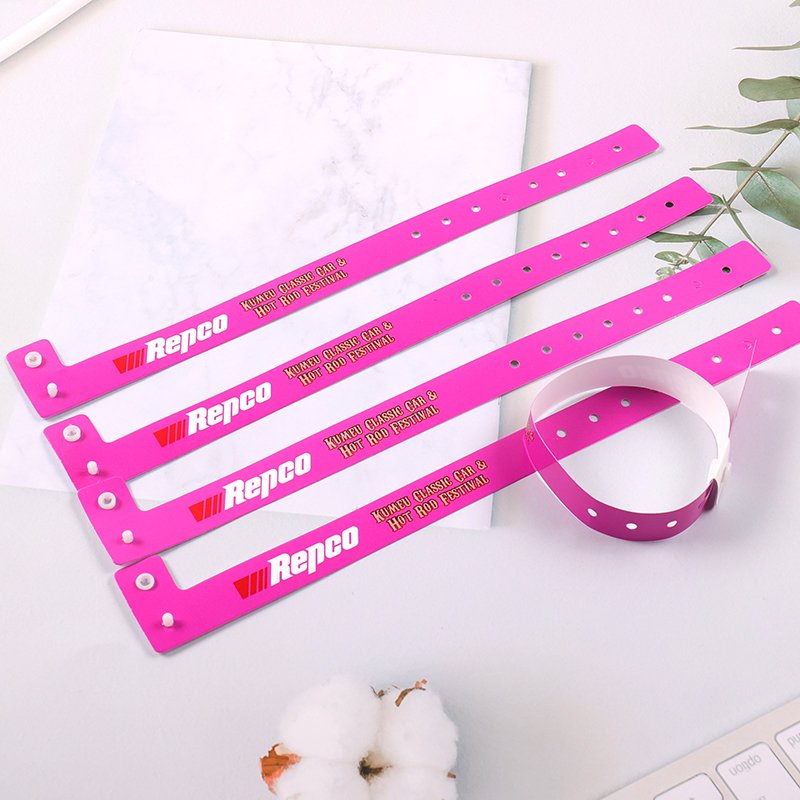 16 mm Vinyl Wristband with Snap Button Price