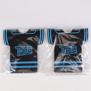 Sports t-shirt beer cooler made from neoprene for glass bottles
