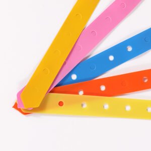 custom printed vinyl wristbands for festivals and concerts