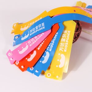 custom logo vinyl wristbands for hotels resorts and clubs