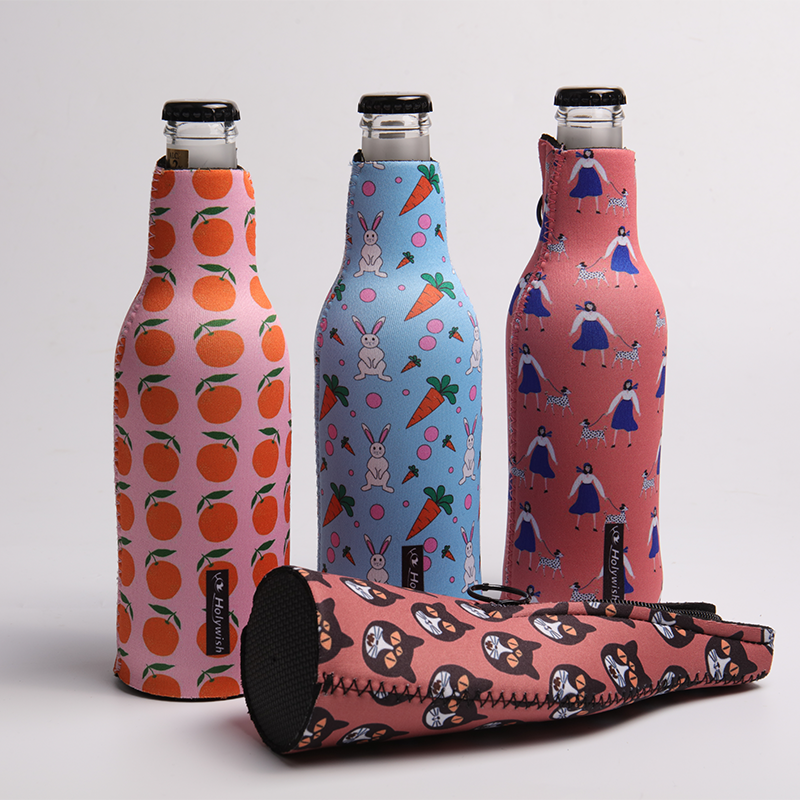 Neoprene mini glass bottle sleeve with half zipper and ring pull for small beverage bottles