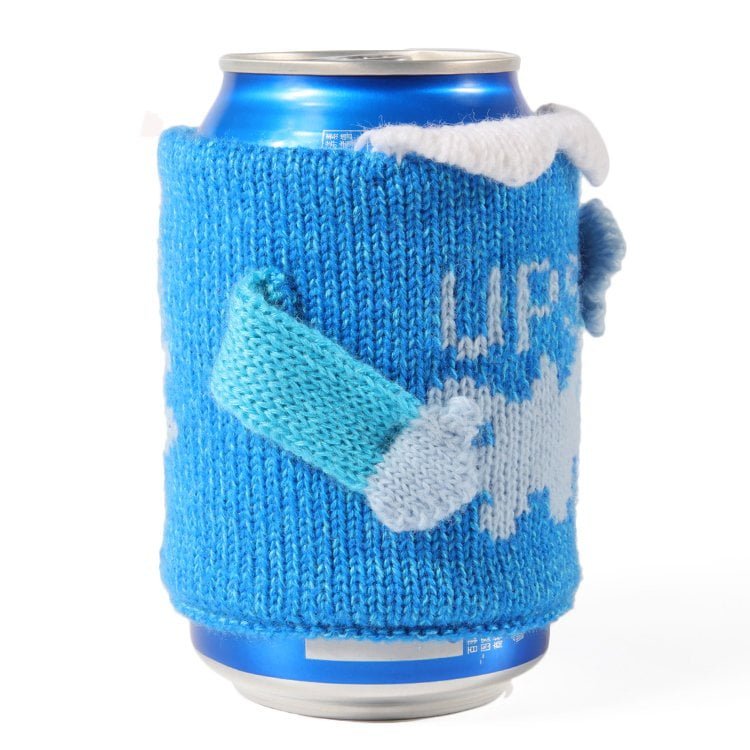 Blue glove can cooler with custom knitted design for cans