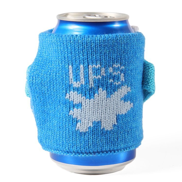 Custom glove drink holder for canned beverages