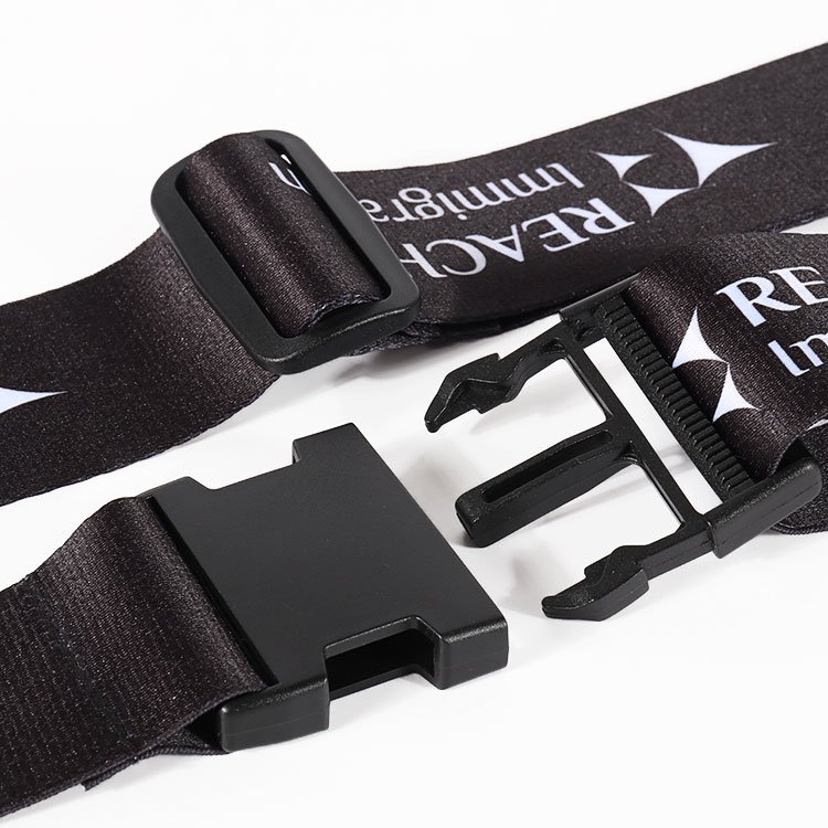 Quick-release buckle for adjustable custom luggage straps