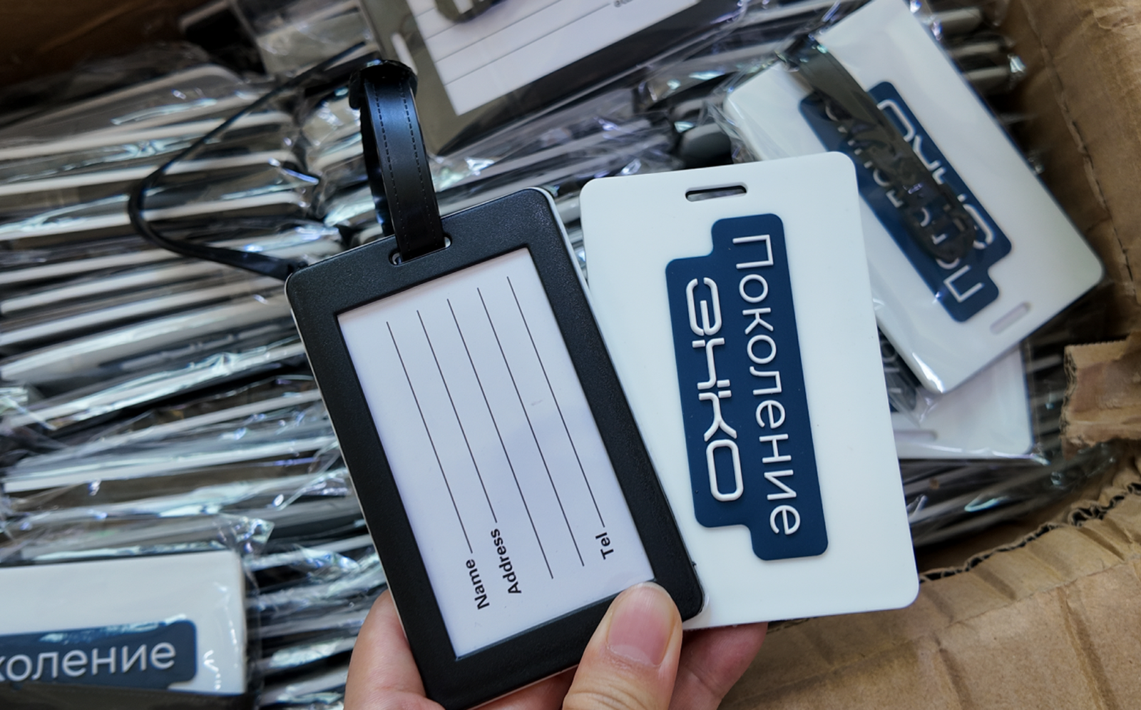 Custom soft PVC luggage tags with colorful logos, characters and travel-themed designs